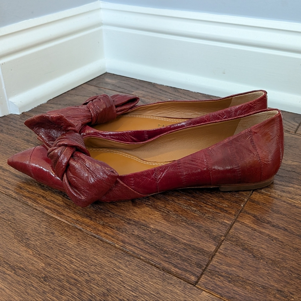Tory Burch Women's Burgundy Red Knotteed Bow Pointed Toe Flats 6.5 - Picture 3 of 9
